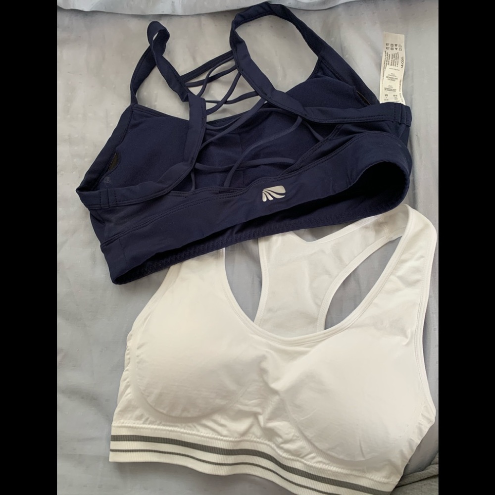 Sports bra